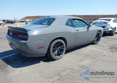 2018 Dodge Challenger Sxt from USA, damaged, VIN 2C3CDZAG9JH305189